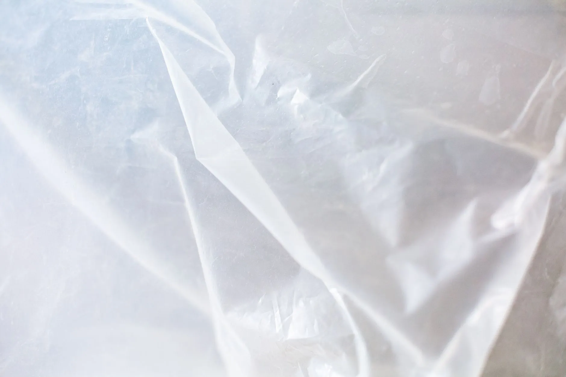 建筑网片与电焊网在铁路隔离栅中的应用差异分析